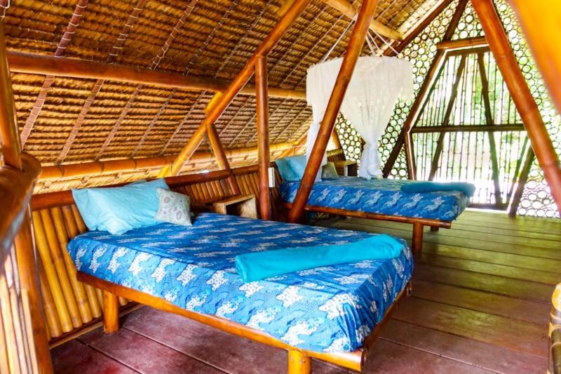 Southern Mentawai Outpost Hotel Sibigau Island Buitenkant foto